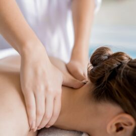 Lợi Ích Bất Ngờ Của Dịch Vụ Massage Yoni Miễn Phí