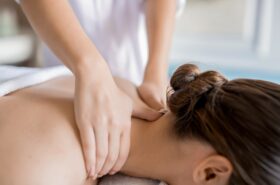 Lợi Ích Bất Ngờ Của Dịch Vụ Massage Yoni Miễn Phí
